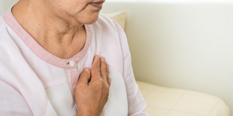 Heart-disease-symptoms-chest-pain