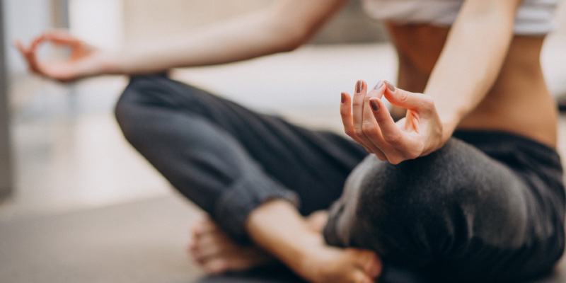 women-practicing-yoga